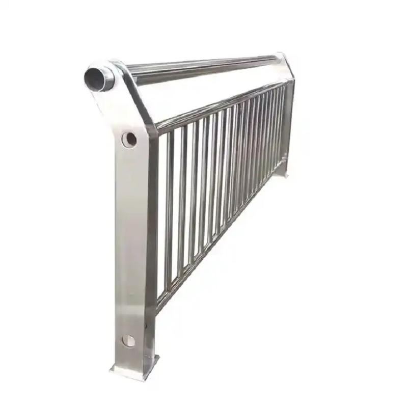 Safety Road and Bridge Guardrail Landscape Anti-Collision Stainless Steel Guardrail
