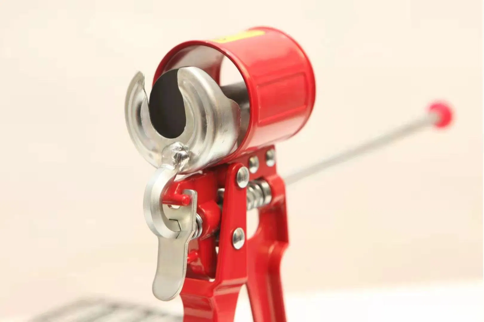 Compact 4" Caulking Gun for Industry