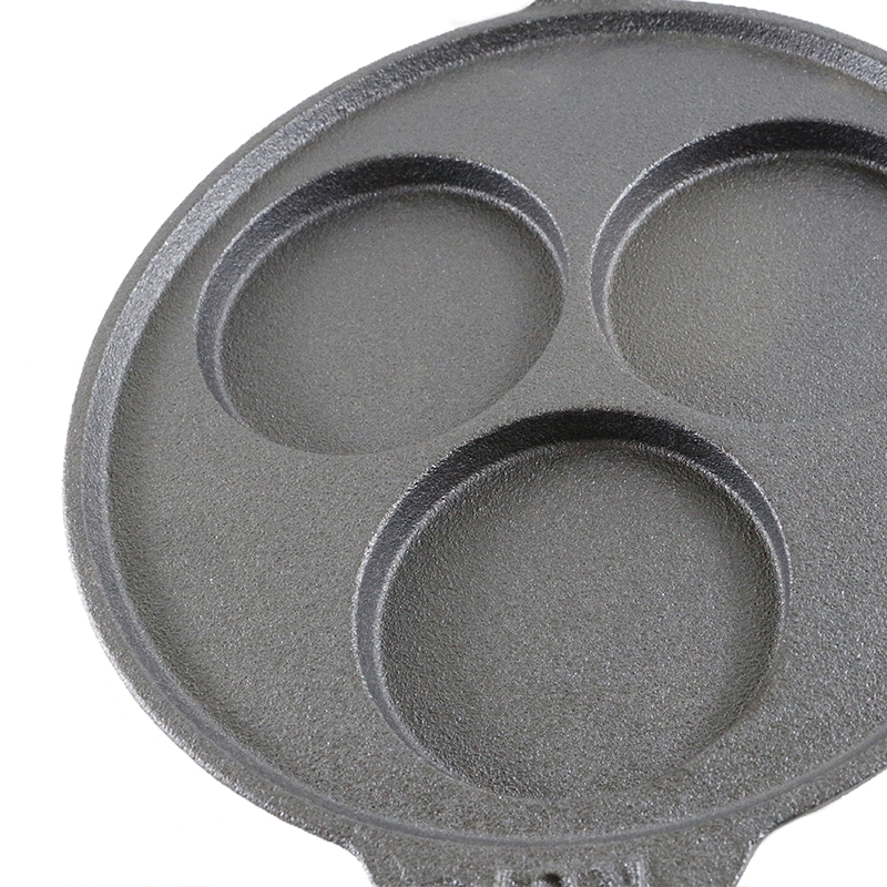 Чугунная сковорода для блинов с 3 формами