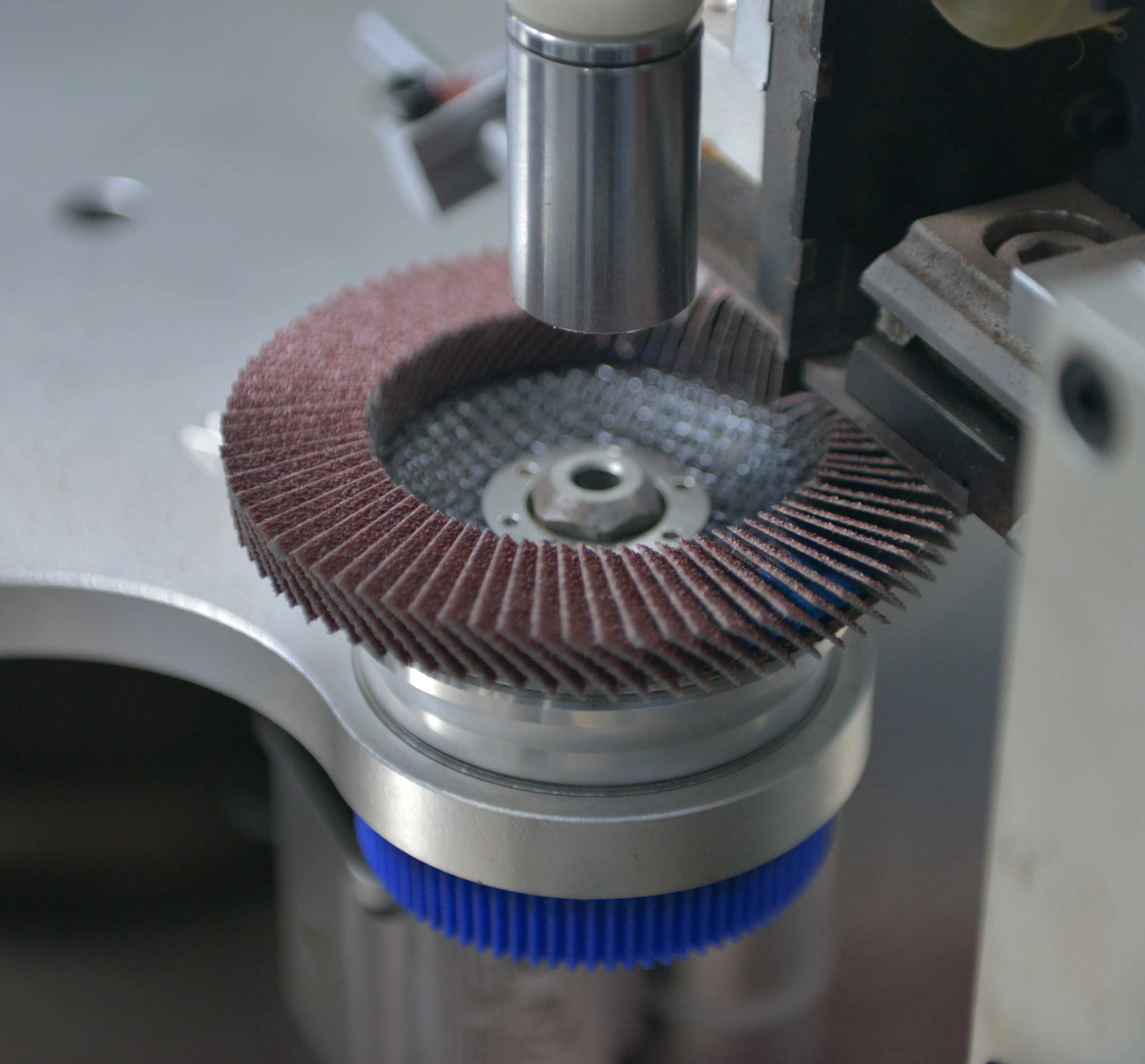 Abrasive Double Arm Flap Disc Manufacturing Machine Stable and High Output