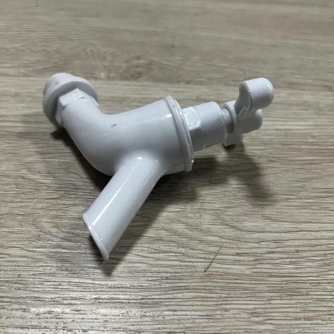 Plastic Faucet Water Tap in Basin Faucets PP Taps