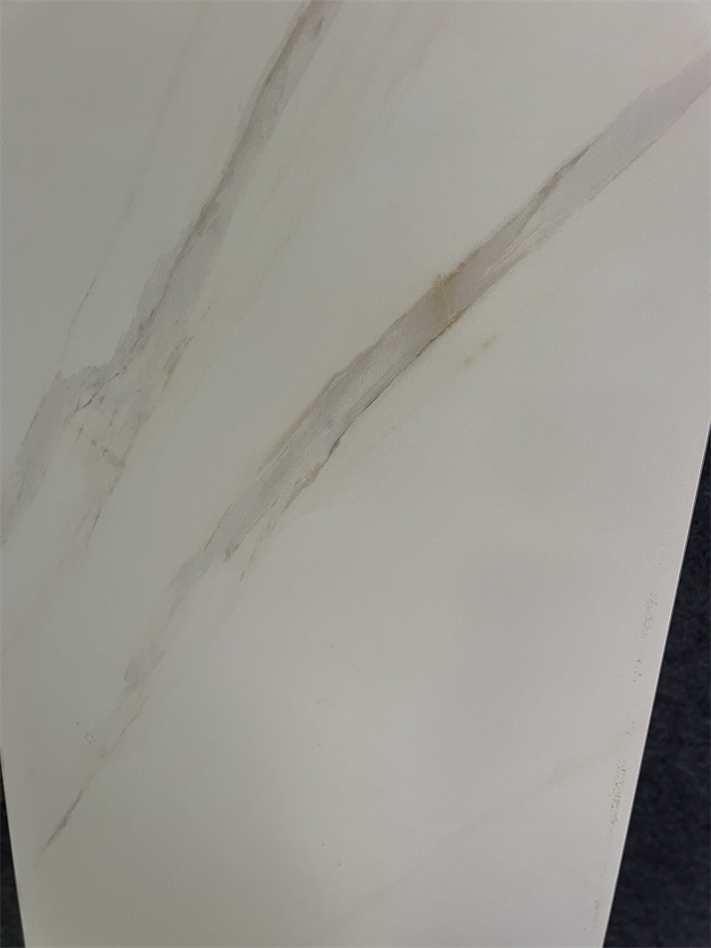 Матовая мраморная плитка Rustic для современных интерьеров