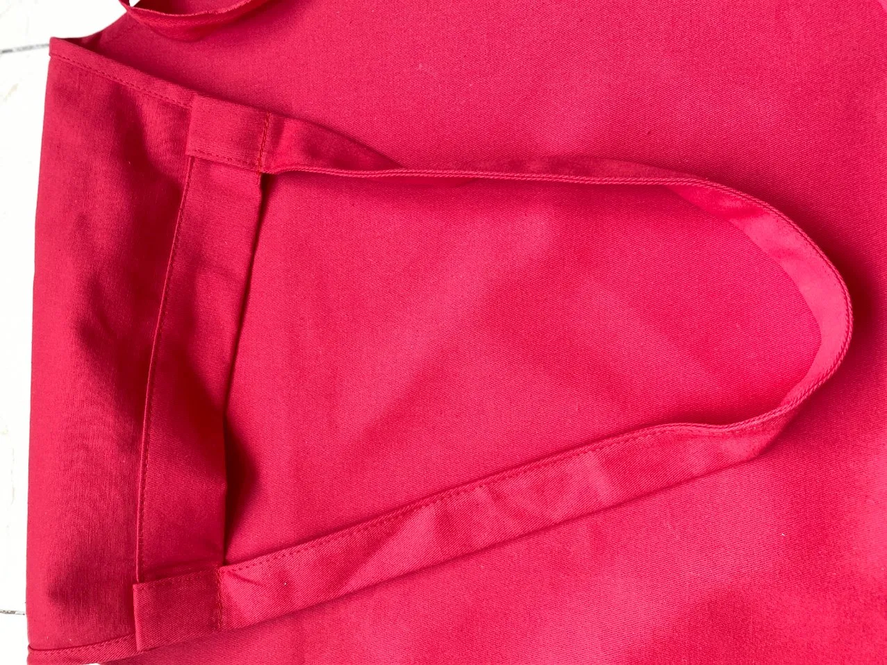 Red Cotton Twill Kitchen Apron with Waist Tie for Adults Cooking
