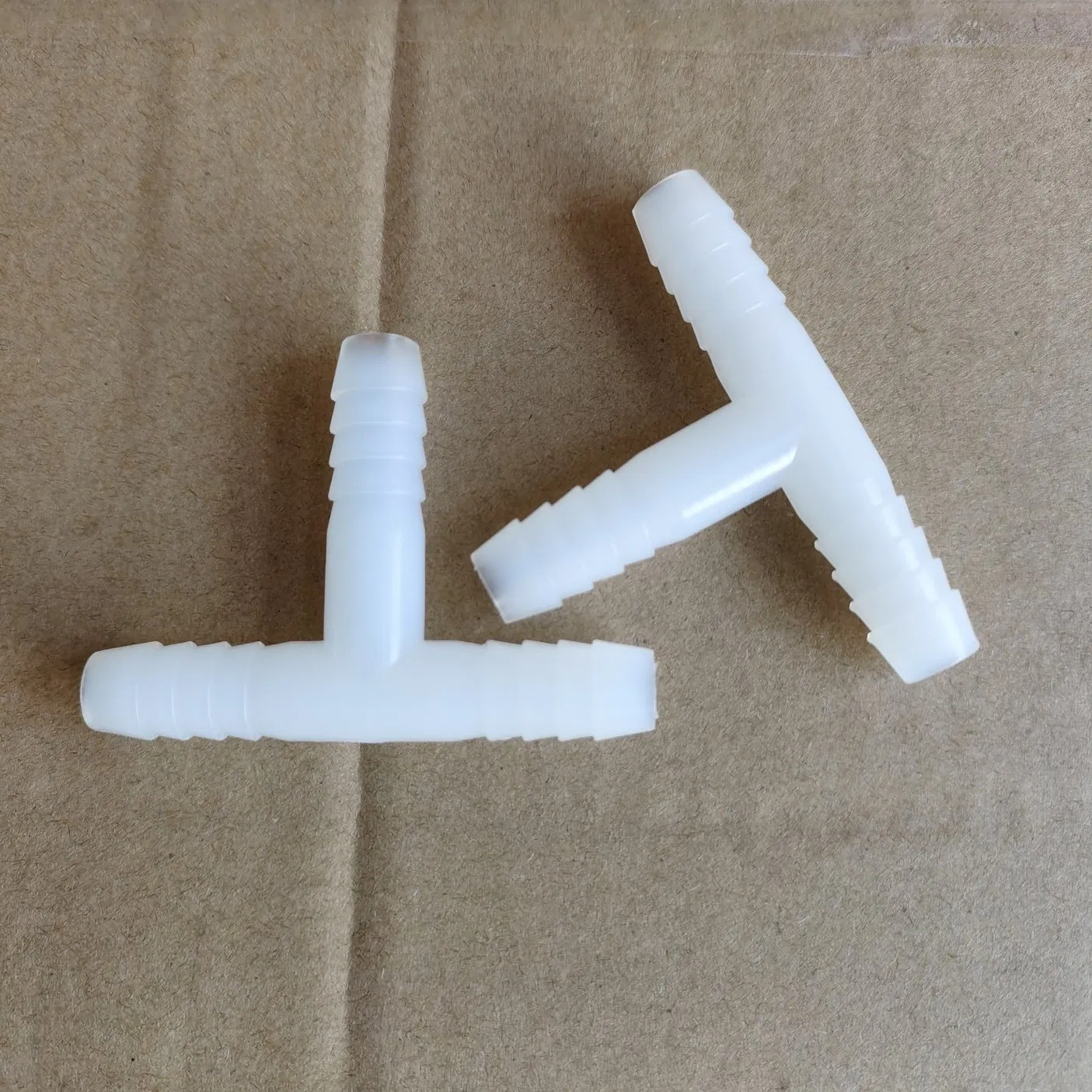 Plastic 3/8 Inch T Barbed Fittings Hose Connector