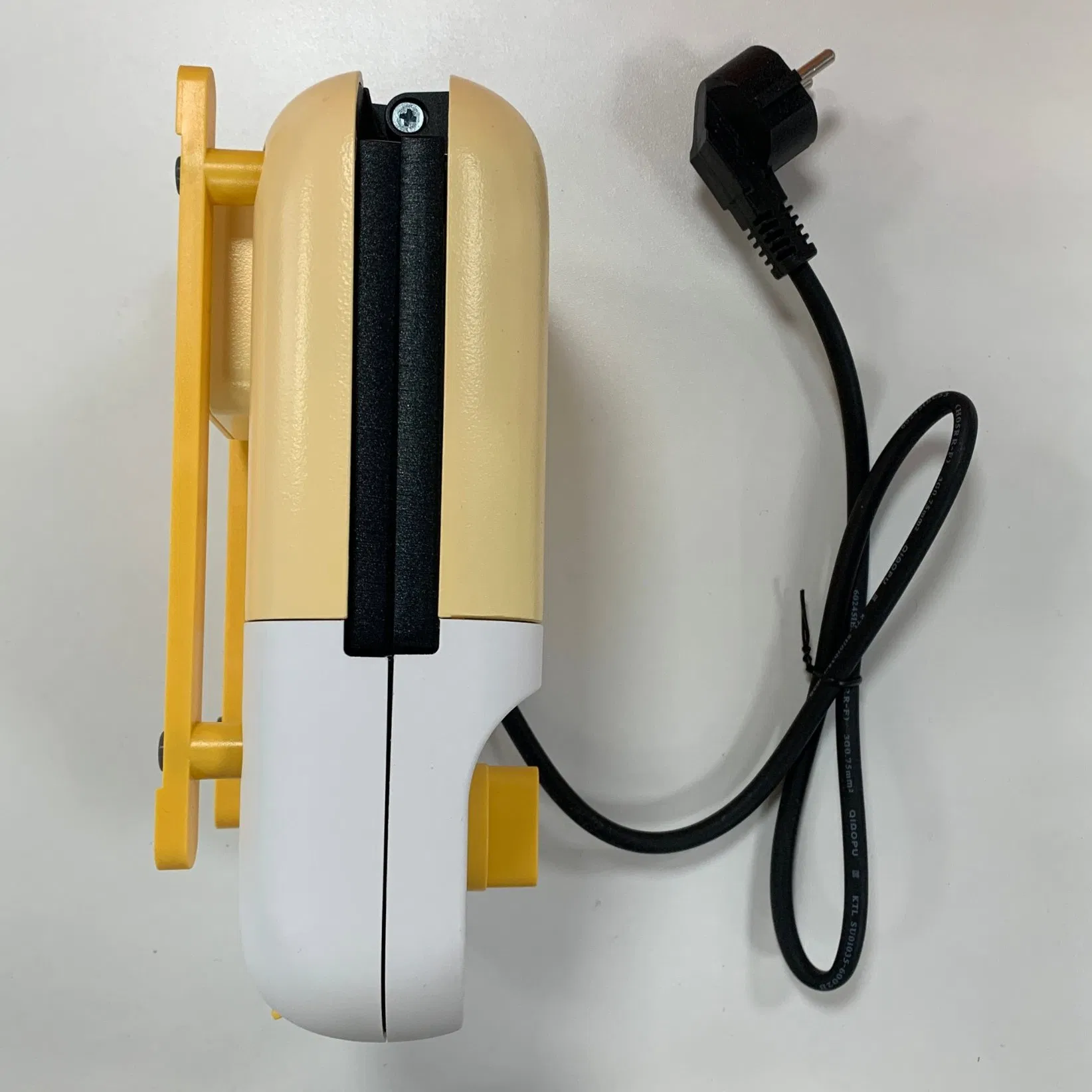 Timing Device Mini Snack Cake Maker with Optional Waffle Donut Sandwich Plate