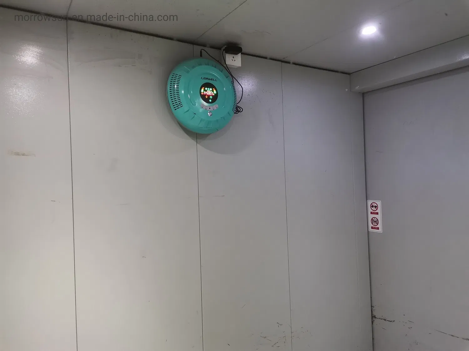 Intelligent Home Desk Portable Pm 2.5 Air Purifier and Elevator Air Cleaner with Air Quality Display