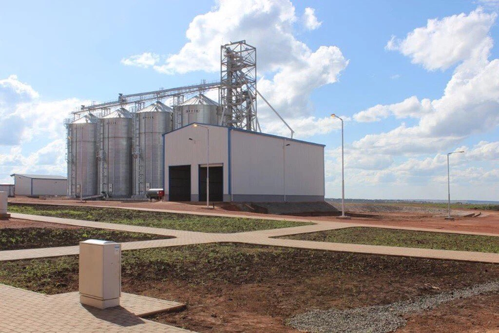 Design Prefabricated House Structural Steel Warehouse Shed Building