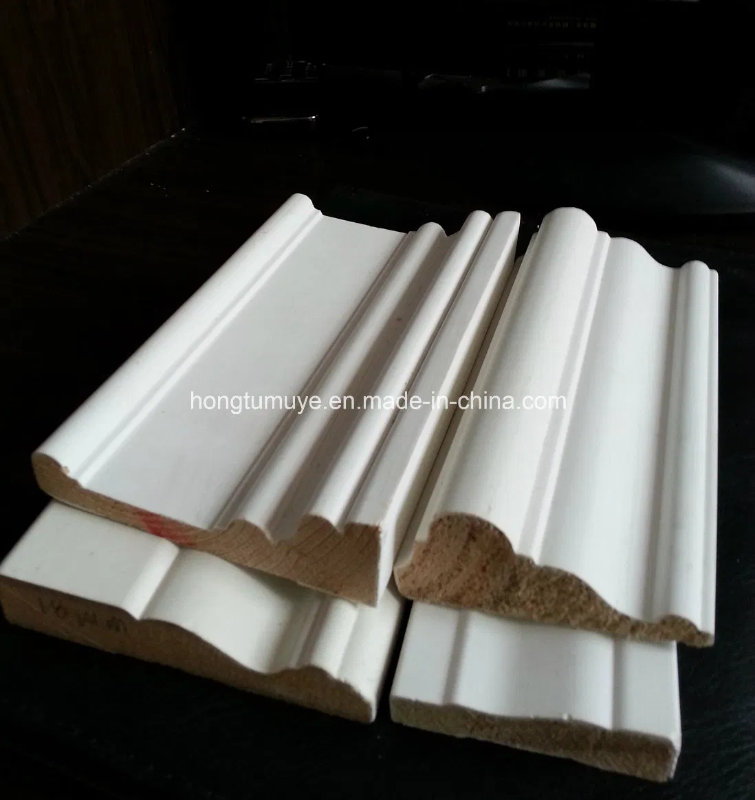 Premium Primed Fj Wood Moulding for Elegant Interiors