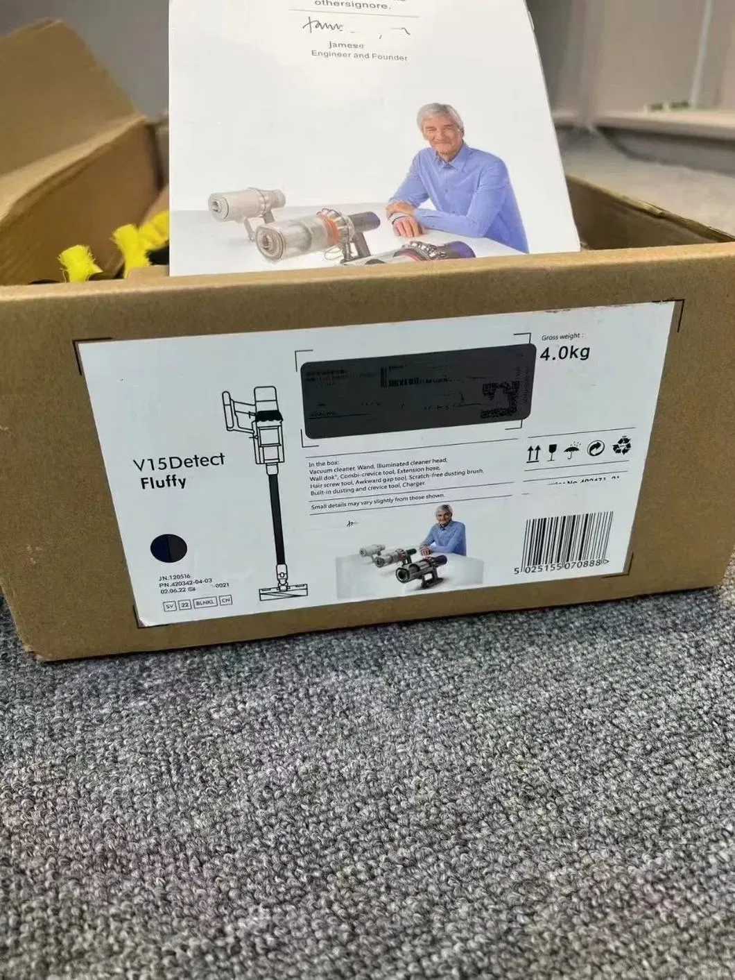 Enhanced Household Cleaning with The V15s Cordless Vacuum Cleaner