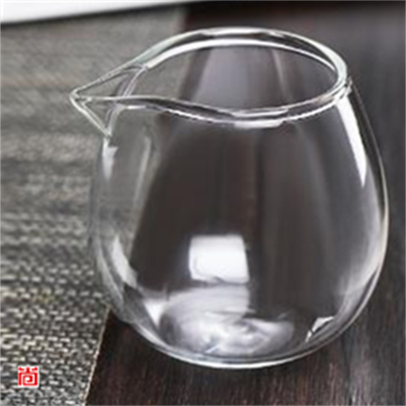 Стеклянный чайный стакан с ситечком Pyrex