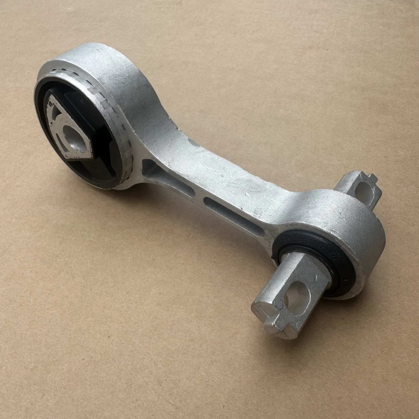 Опора двигателя Maserati Ghibli/Quattroporte M156 M157