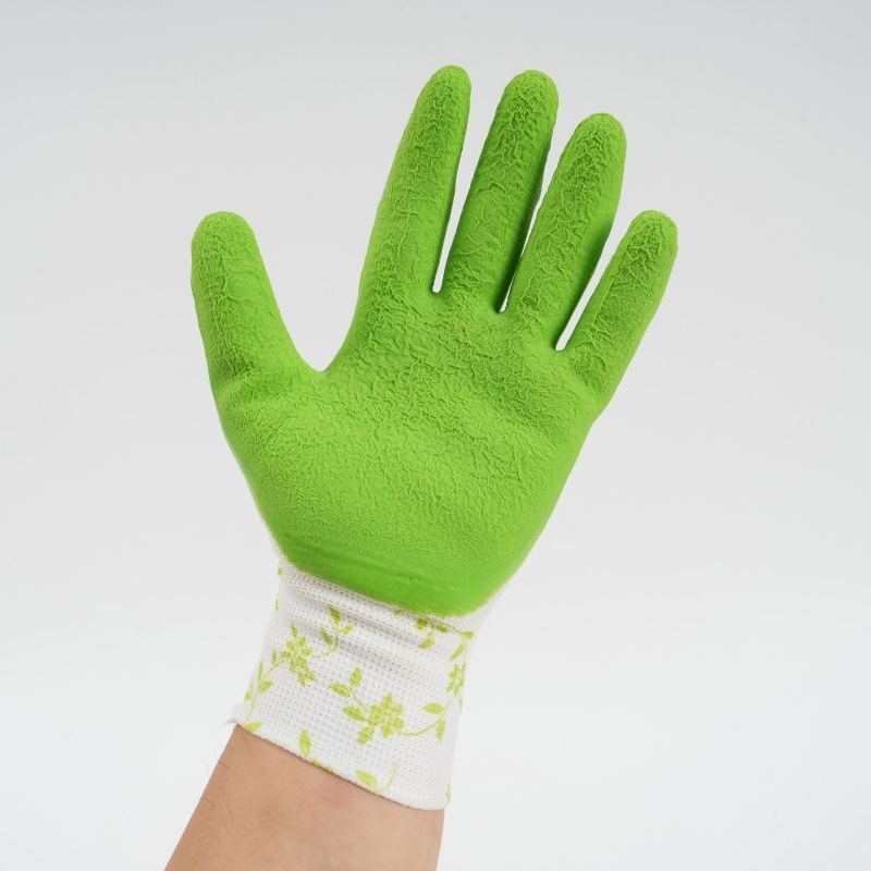 Non-Slip Claw Gloves for Effortless Gardening and Planting