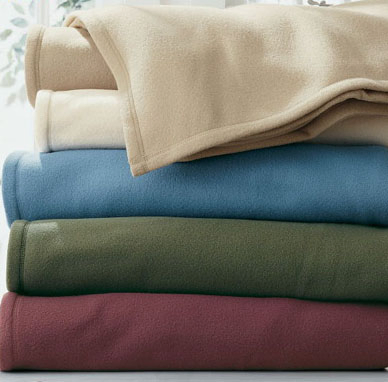 Флисовые одеяла из полиэстера оптом