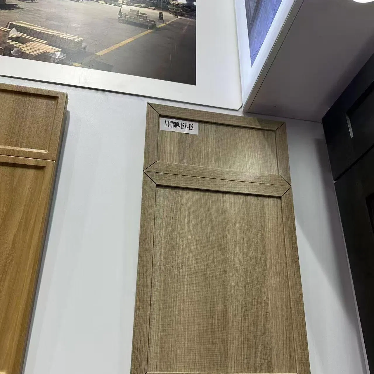 Rta American Shaker Kitchen Cabinet Set with Soft Close Drawers & Easy Assembly