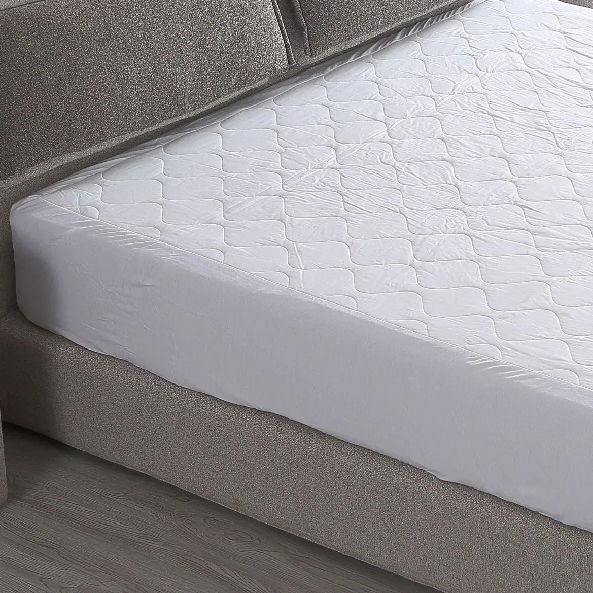 Soft Comfortable Cotton Hypoallergenic Mattress Protector Cover for Good Sleeping