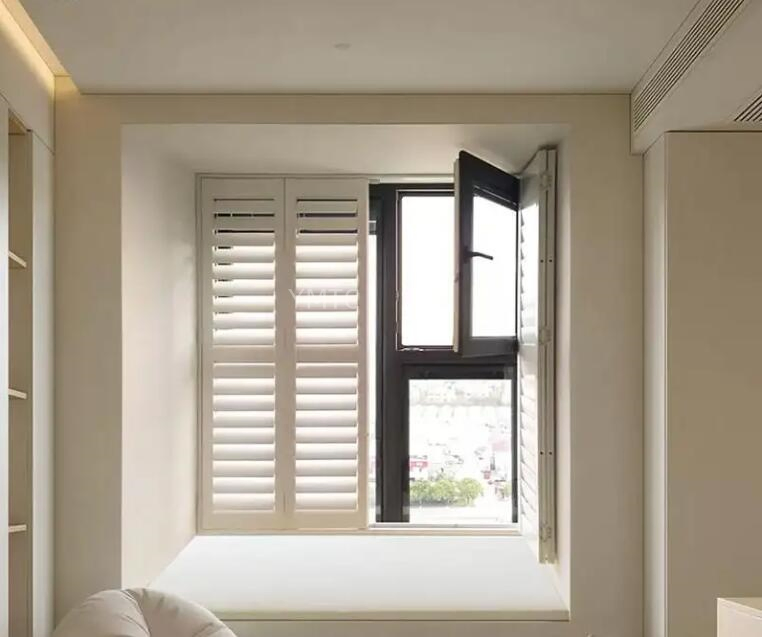 2025 Hot Sale Factory Modern 76mm Louver Window Plantation Shutter