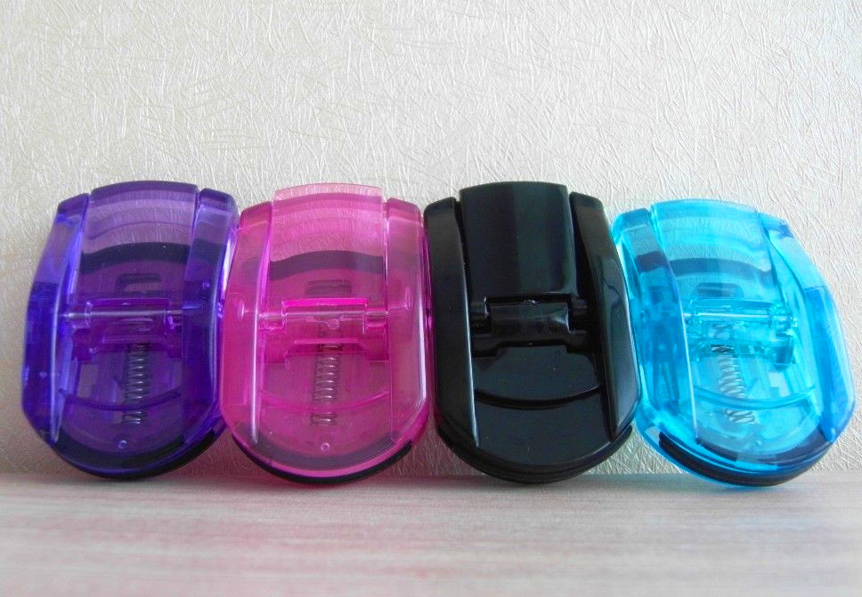 Cute Mini Plastic Eyelash Curler (JDK-EC-003)