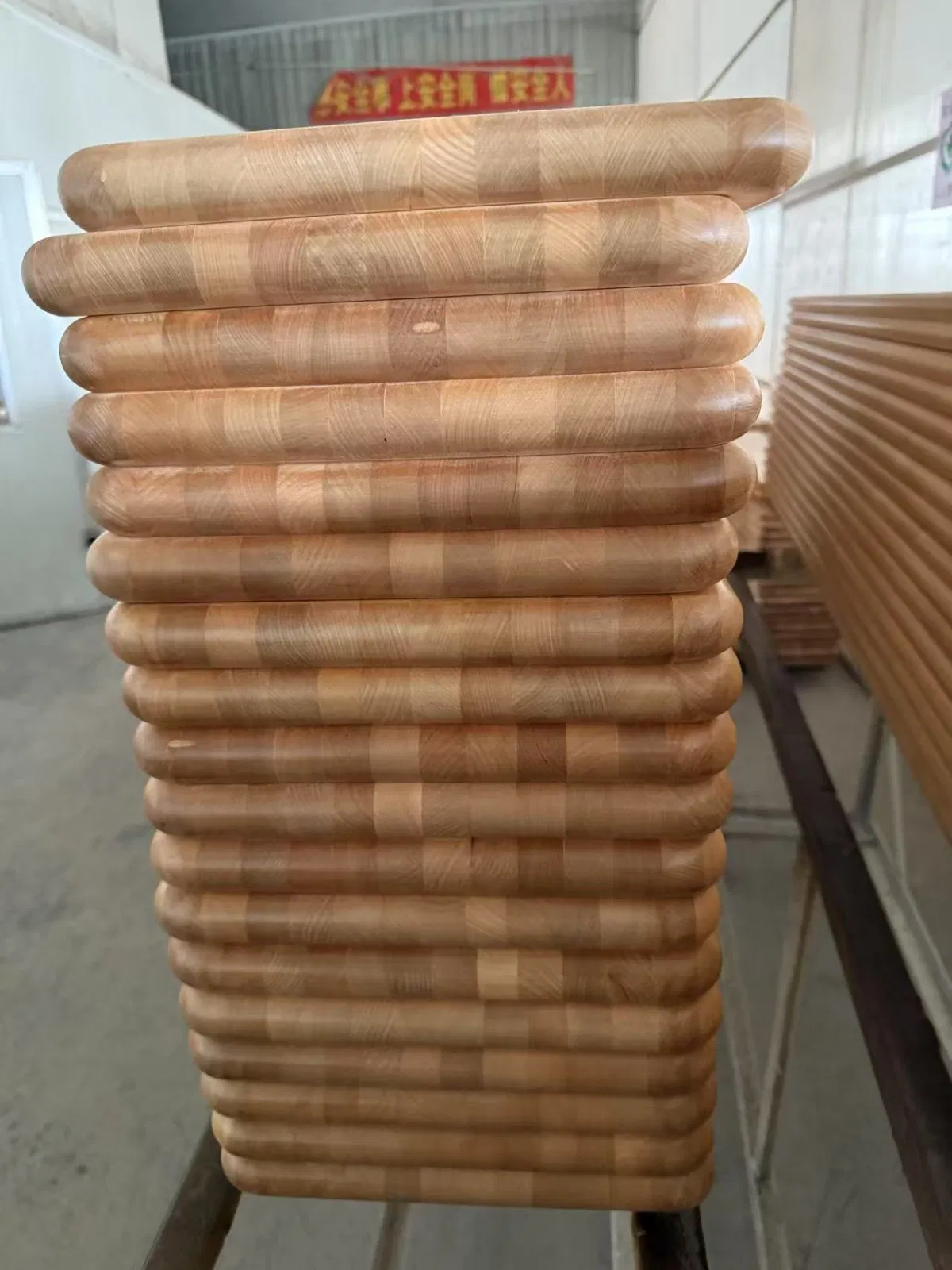 Eco-Friendly Solid Wood Worktops, Scratch-Proof, Retail Display Bases