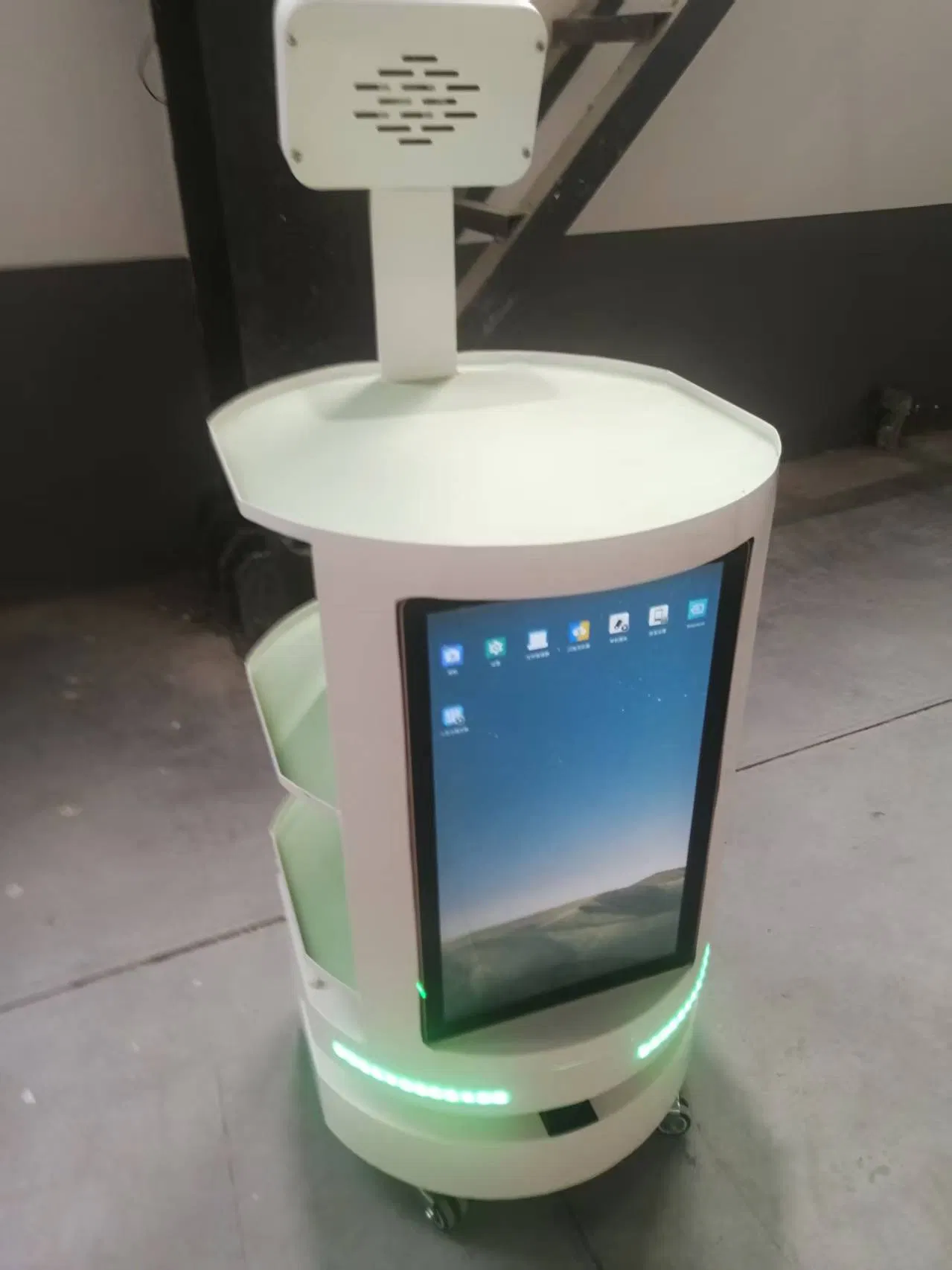 Ai Interactive Catering Delivery Robot with Lidar Navigation & Advertising Display