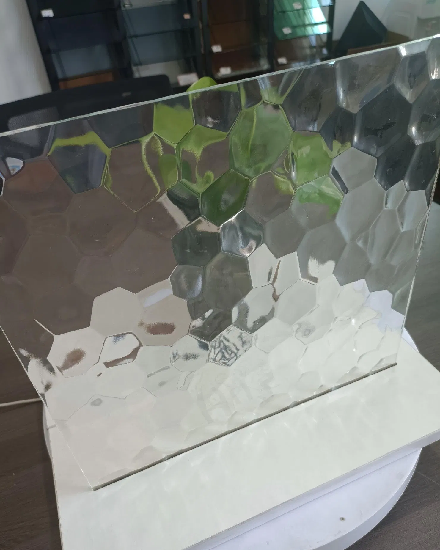 8mm Thick Heavy Duty Reeded Glass