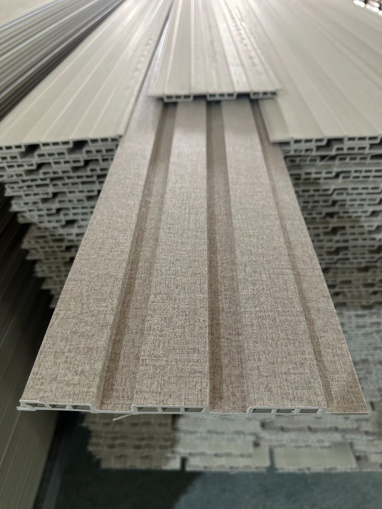 High Quality WPC PVC Grooved Laminated Ceiling Cladding Panel