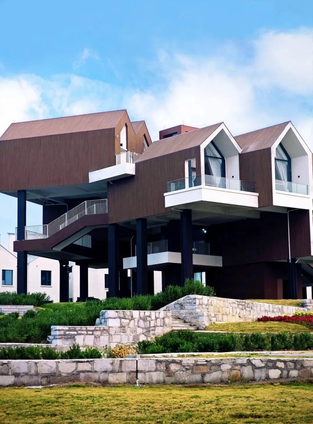 H-Shaped Steel Components Free Quote High Quality Prefabricated Resort Hotel
