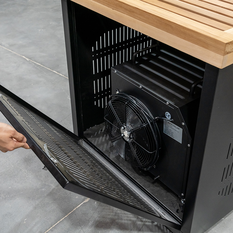 Ванна для ледяных ванн с системой охлаждения и нагрева