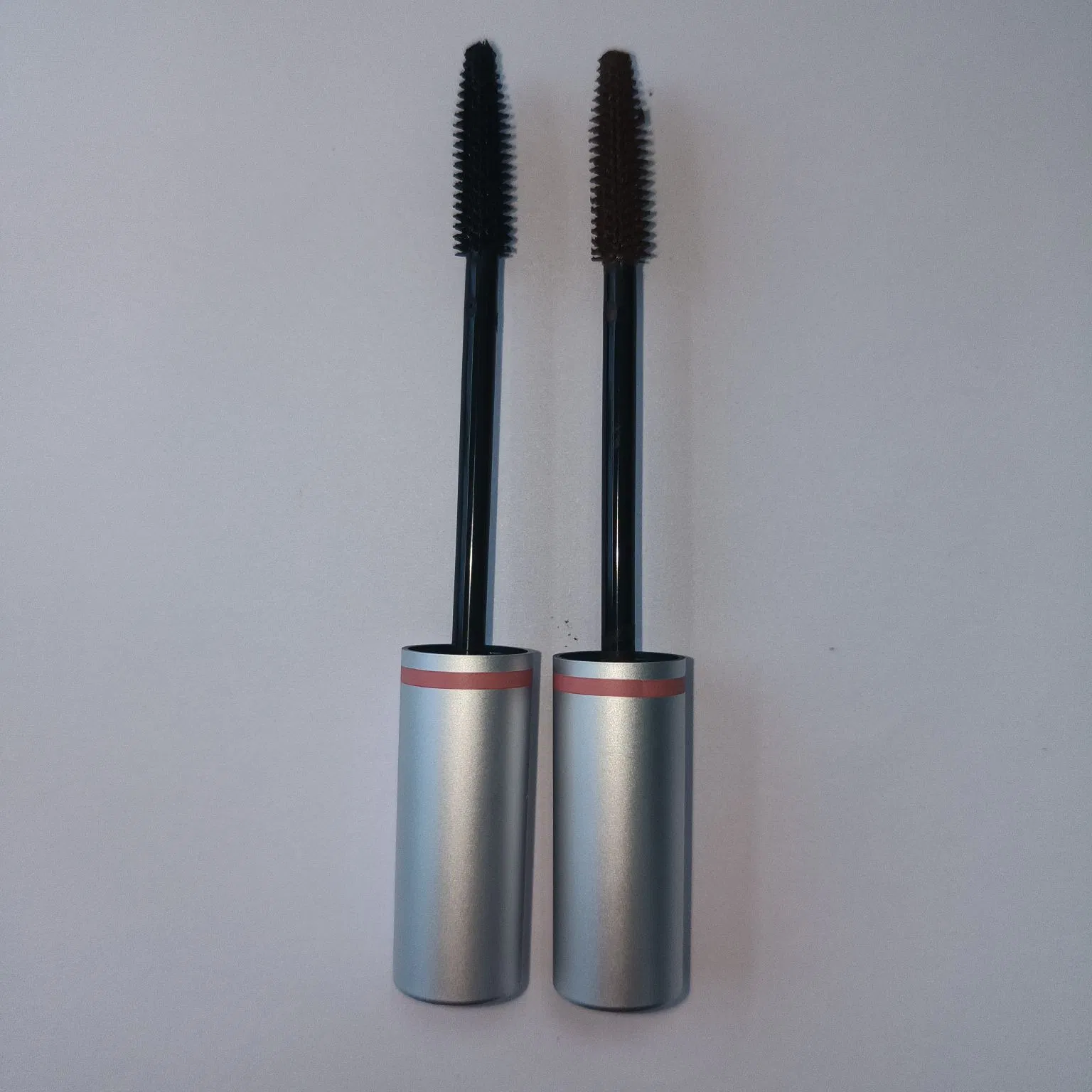 All-Day Wear Black Mascara for Stunning Voluminous Lashes