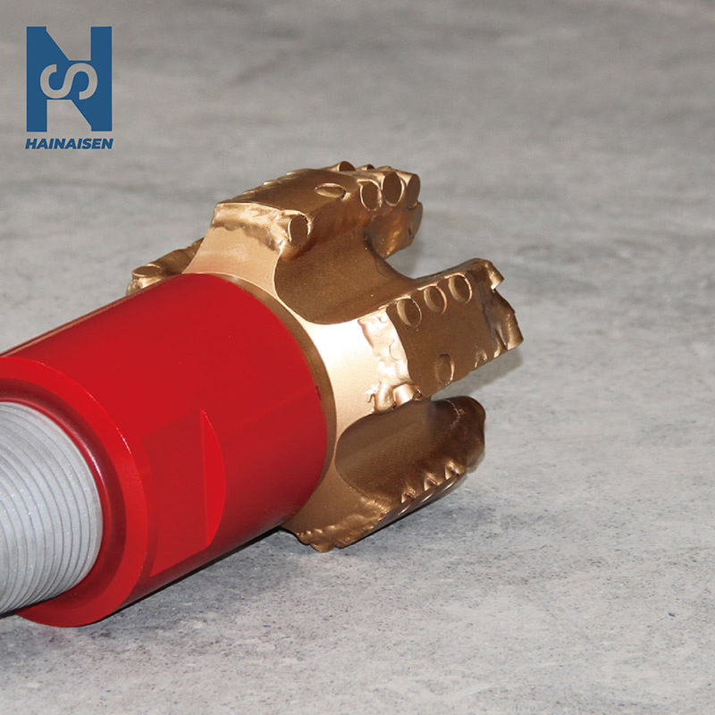 Буровая коронка PDC для нефтеразведки