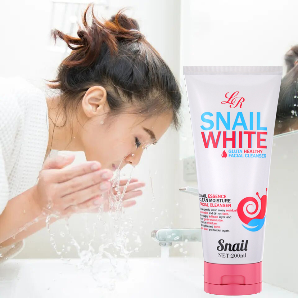 Liru Snail Essence Facial Cleanser Nourishes Whitening Pores Cleansing Foam