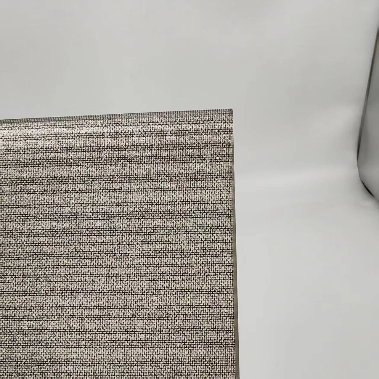 Premium Decorative Fabric Glass with Customized Pattern for Walls