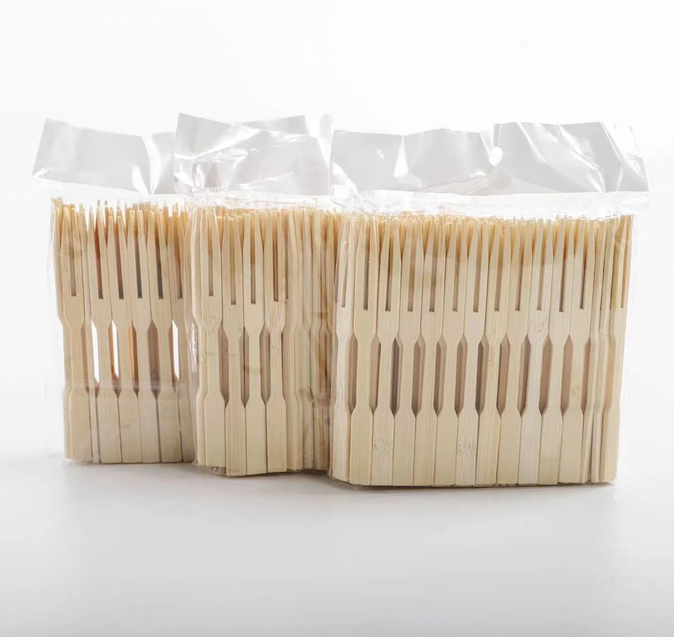 Factory Wholesale Disposable Fruit Prick Two Teeth Bamboo Fruit Fork Pastry Confectionery Bamboo Fork Stick