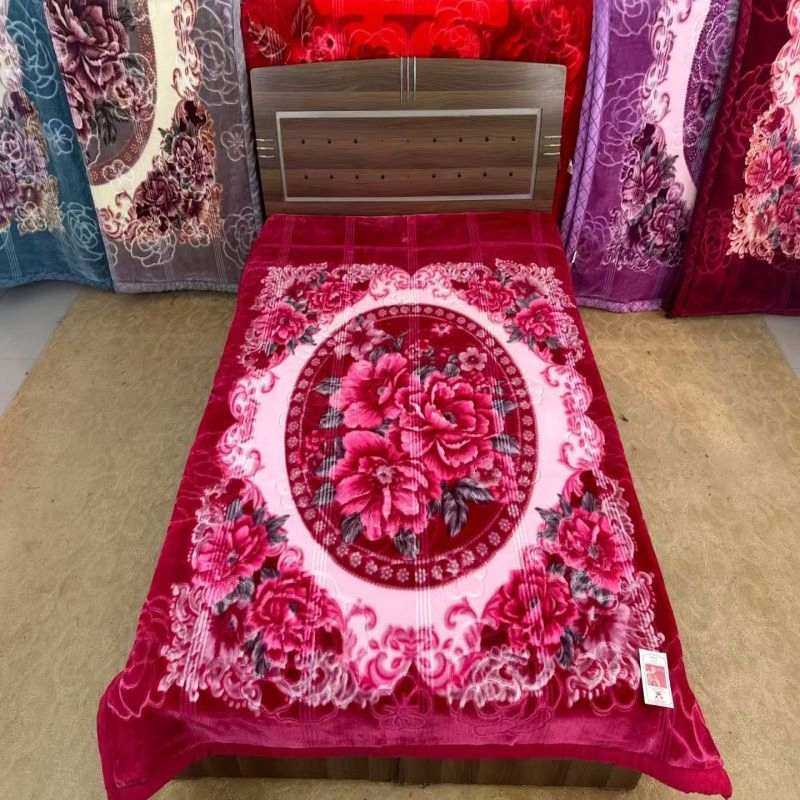 Hot Selling Flannel Raschel Blanket Flower Printing Bed Cover Winter Double Coverlets Warm Microfiber Home Textile ODM/OEM Weighted Velvet Blanket Manufacturer