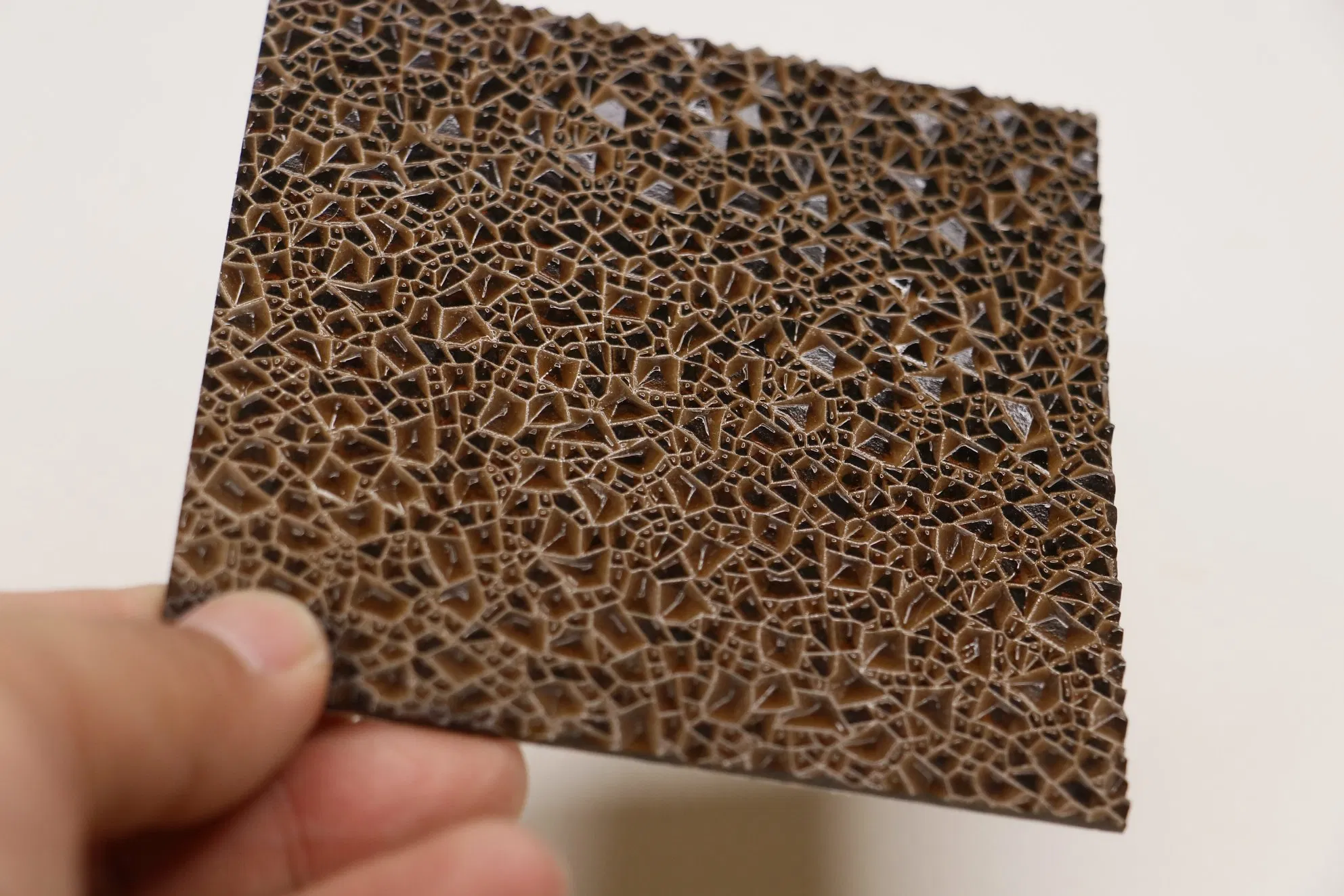 Low Price Pcstretch Film Solid Polycarbonate Sheet Embossed Fire Insulation Material