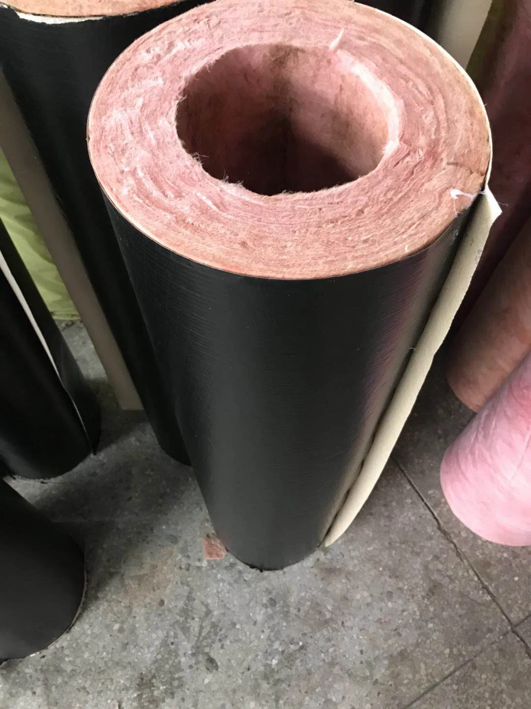 Insulation Materials Glass Wool Pipe Insulation with Foil