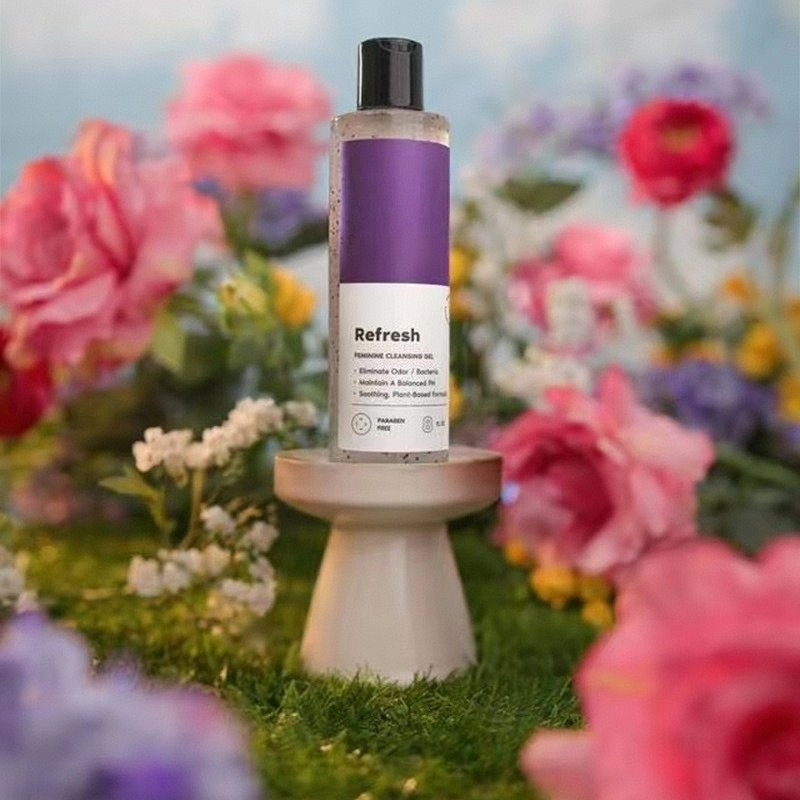 Refresh Natural Female Antimicrobial Intimate Lotion Care Gel Strict Selection pH Balancing Feminine Body Wash