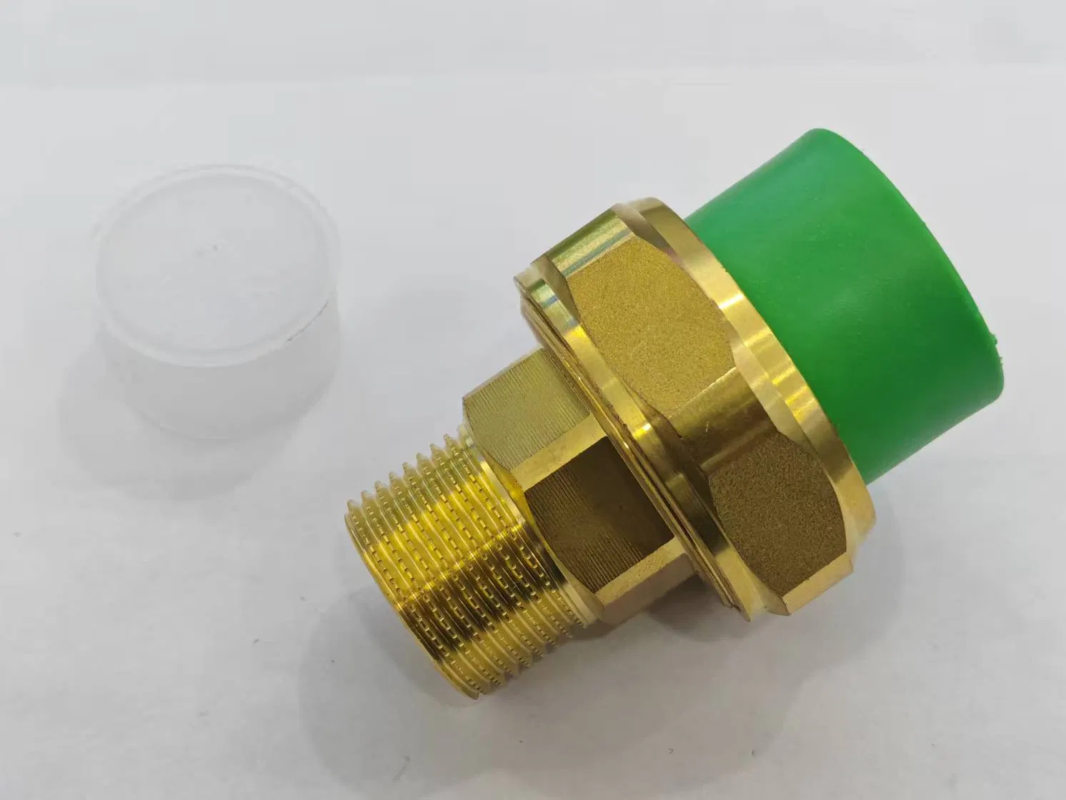 Brass Union Straught Male PPR Injection