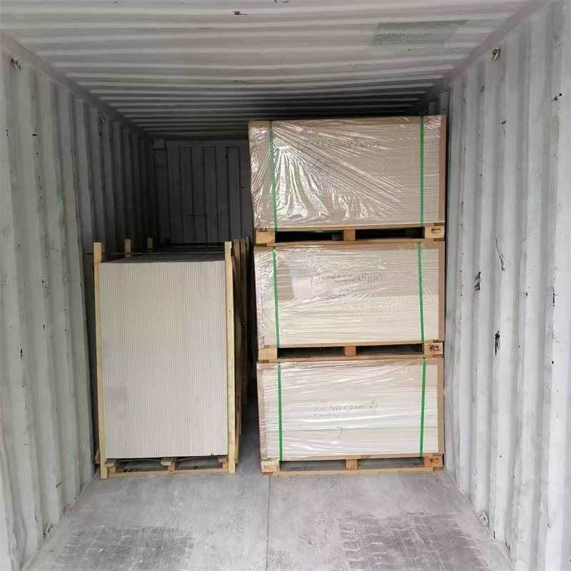 High Quality Impact Resistant 5-12mm Cement Fiber Board for Interiors and Exteriors