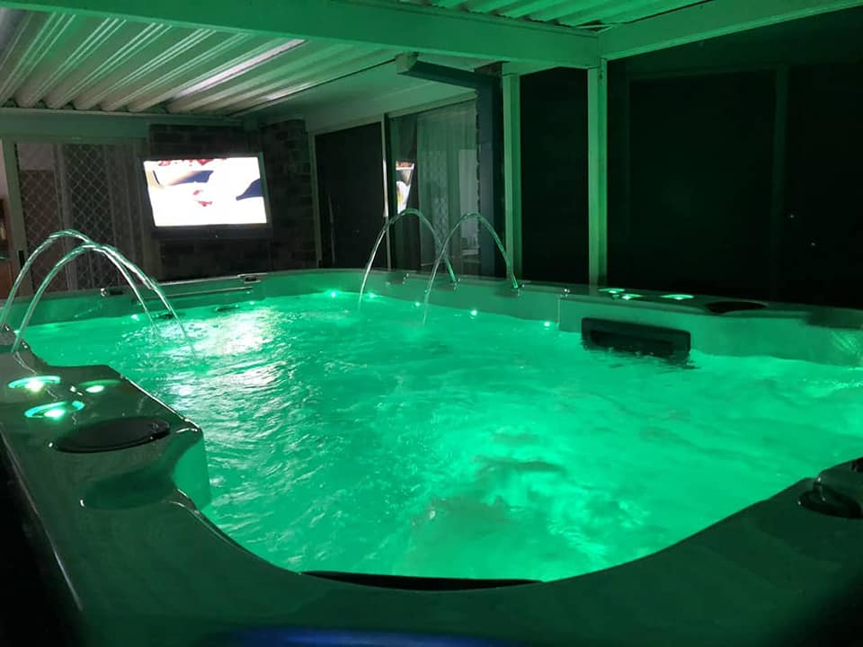 Акриловый бесконечный бассейн Swim SPA 5 метров