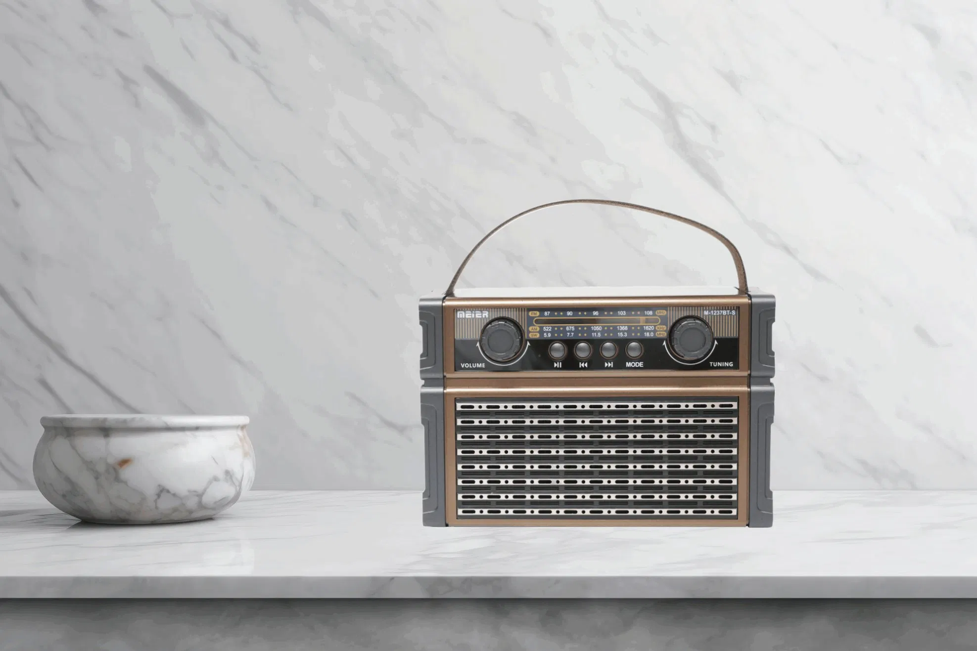 Радио Meier M-1237BTS с фонариком, MP3 и Bluetooth