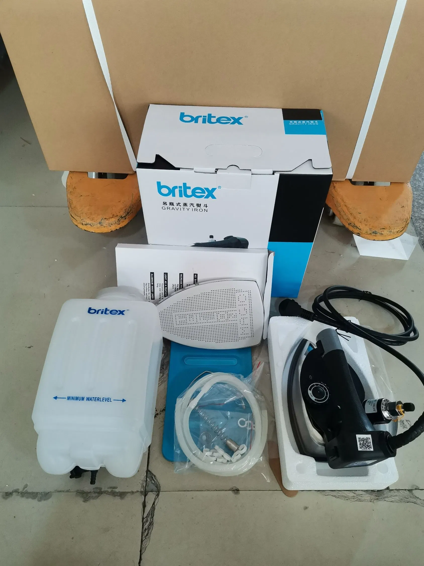 Br-Es300L Factory Wholesale Industrial Mini Electric Steam Iron for Hotel Household Appliances