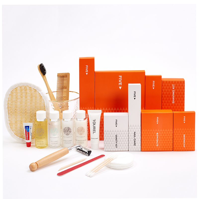 Custom 5 Star Luxury Eco Friendly Biodegradable Hotel Guest Room Disposable Amenities Toiletries Set Manufacturers