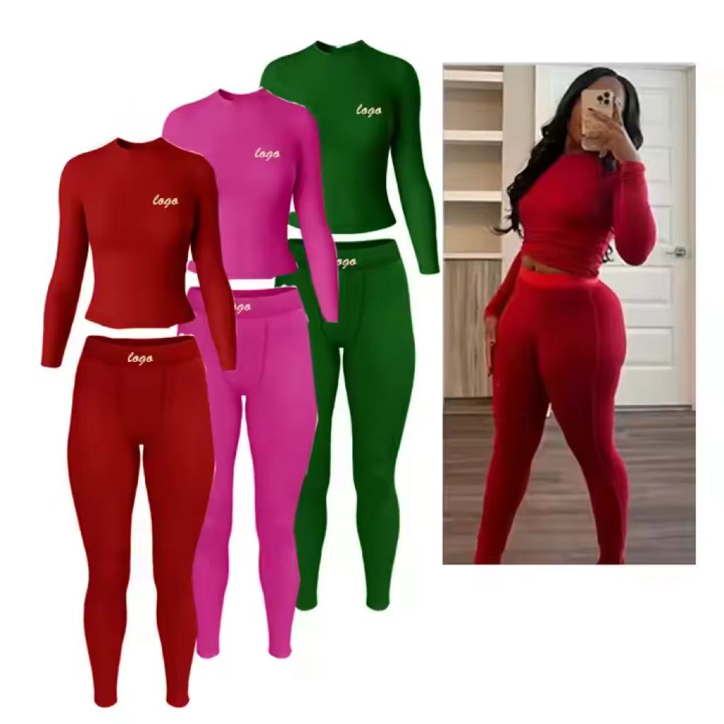 Комплект женский осенний красный для отдыха в рубчик