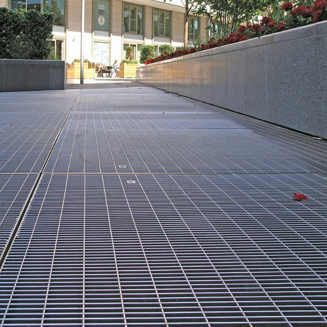 Heavy Duty Welding Standard Size Mild Industry Flooring Drain Grate Roof Steel Grating Walkway Bar Steel Grating