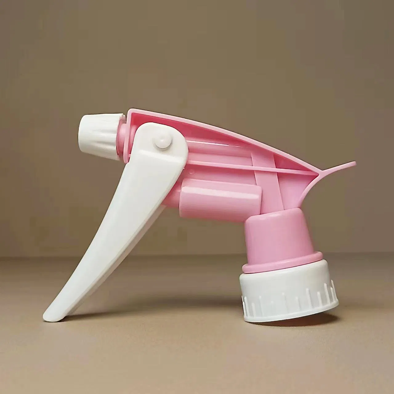High-Quality Customized Color B Gunner Button Sprayer for Garden Irrigation and Car Maintenance