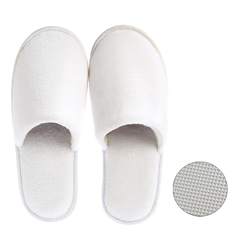 Personalized Custom Logo Hotel Room SPA Guest House Hospital Disposable White Coral Fleece Slippers Manufacturer