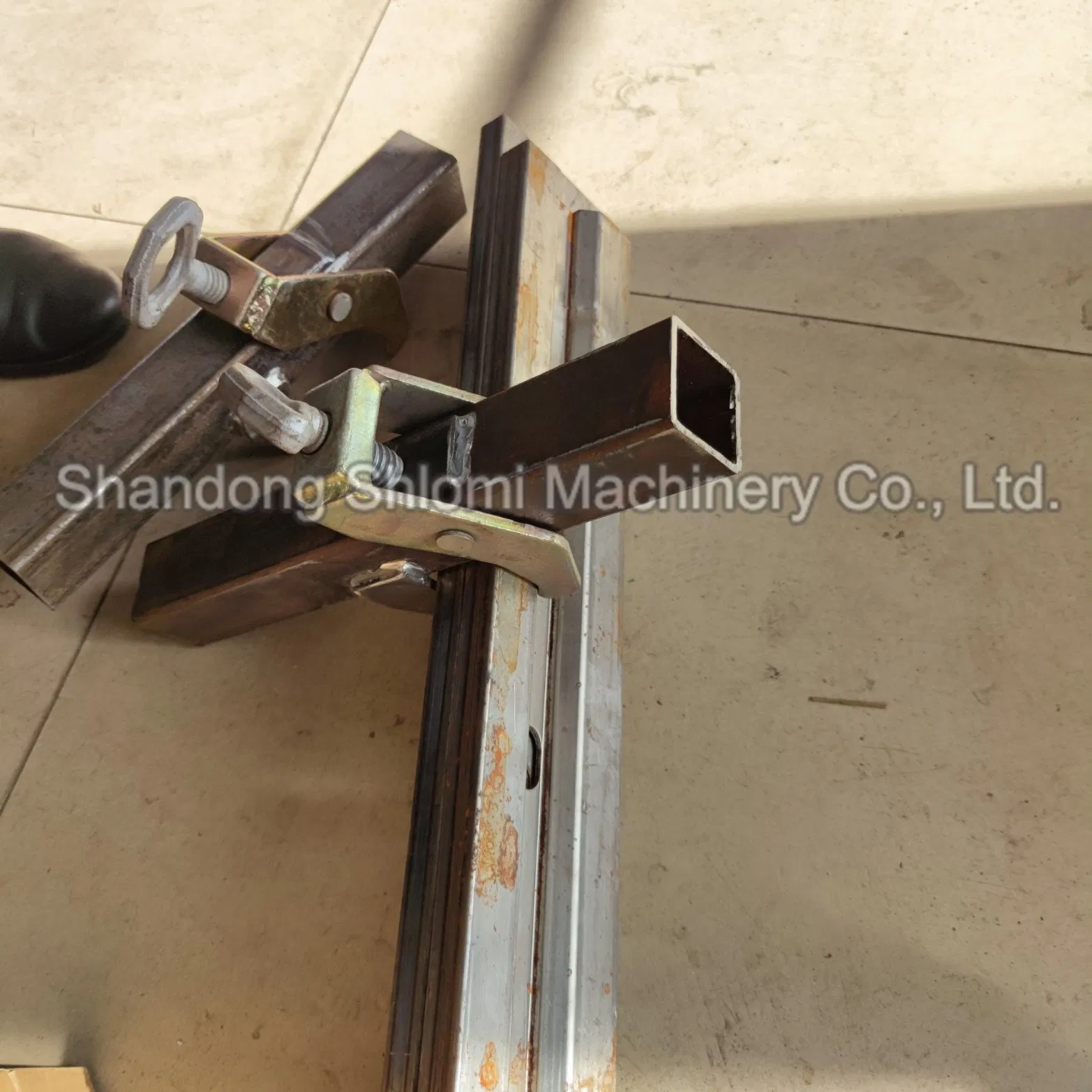 Construction Formwork Scaffolding Steel Rasto Ajustable Splice Rasto Clamp Rasto Aligning Clamp Corner Clamp Universal Clamp