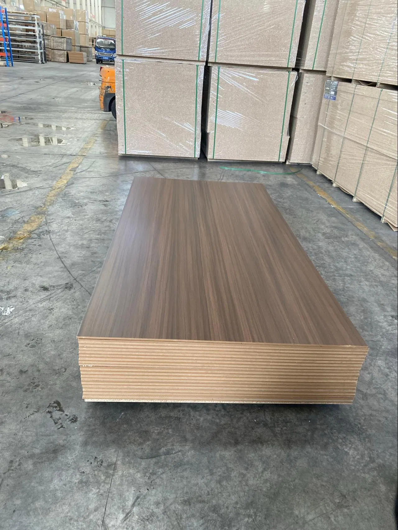 1220*2440*12/15/18mm Melamine Faced MDF Boards for Furniture