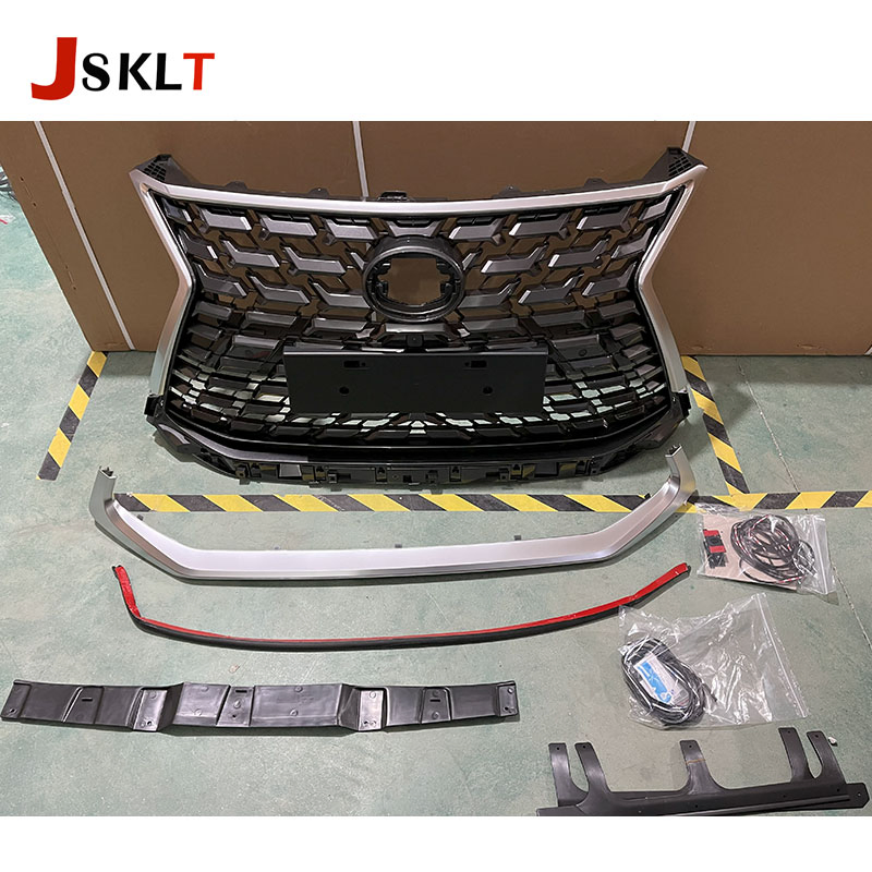 Комплект обвесов Lexus 570 2021: решетка радиатора и накладки на бампера