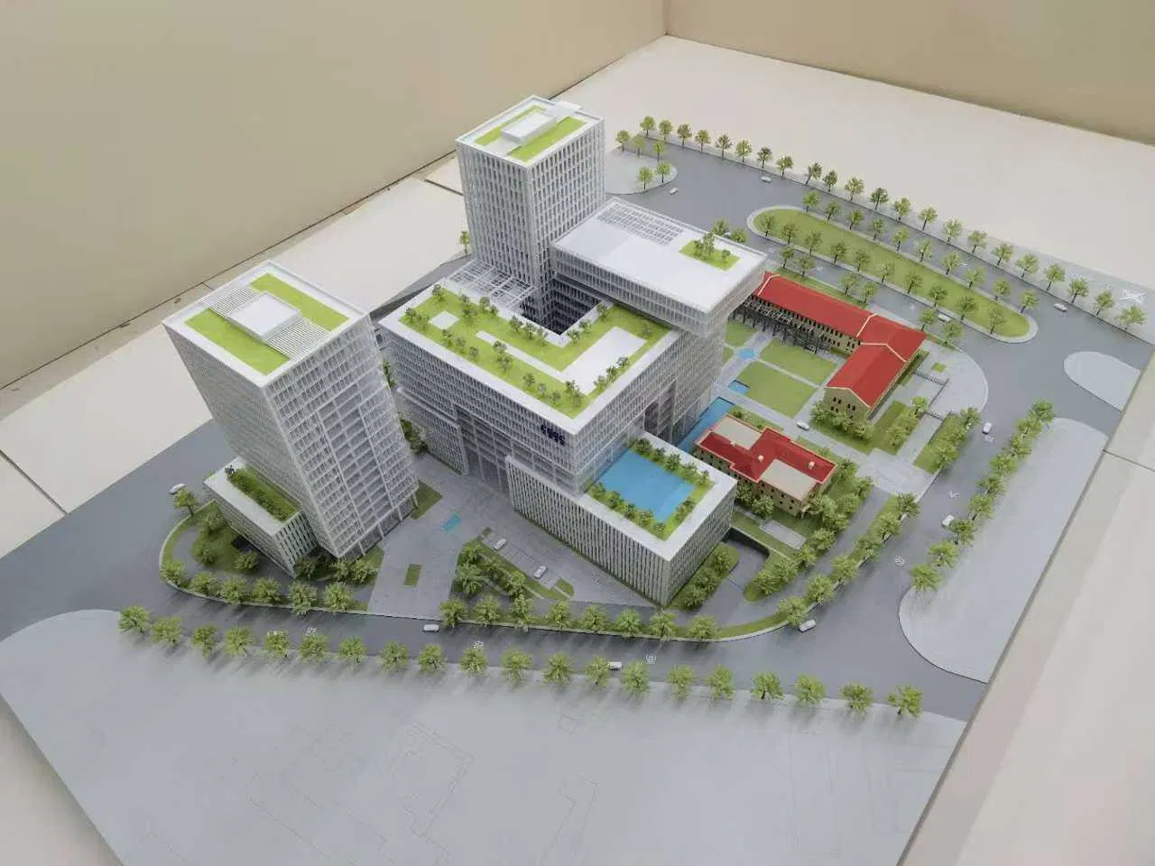 Guangdong Heng Hui Architectural Model - Perfect for Home Decor Enthusiasts